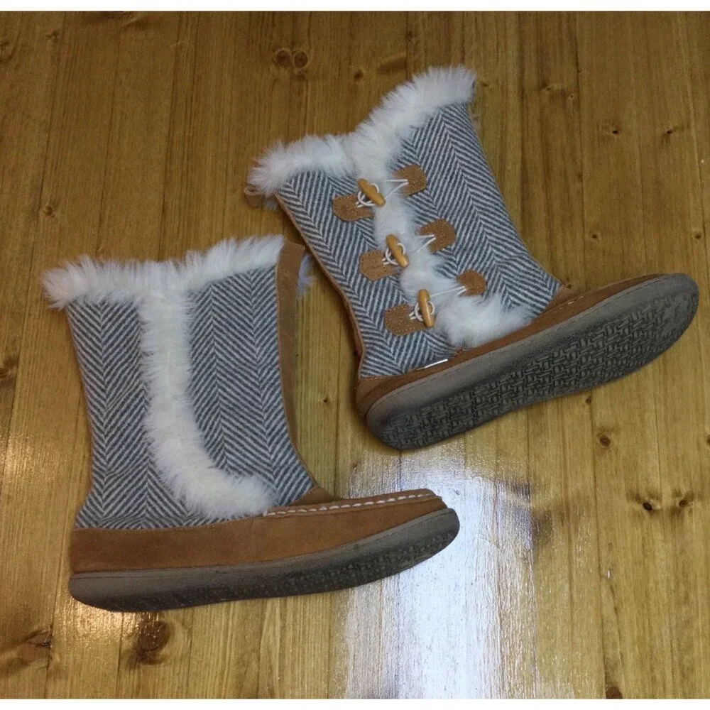 Woolrich Womens Elk Creek Wool Boots Faux Fur Lined Herringbone Size 10 Toggle